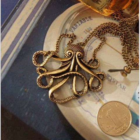 New Long Necklace For Women/Men Octopus Shaped Trendy Retro Pirates Of The Caribbean Long Alloy Pendant Necklaces 360576